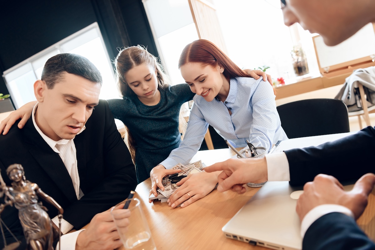Read more about the article The Financial Benefits of Collaborative Divorce